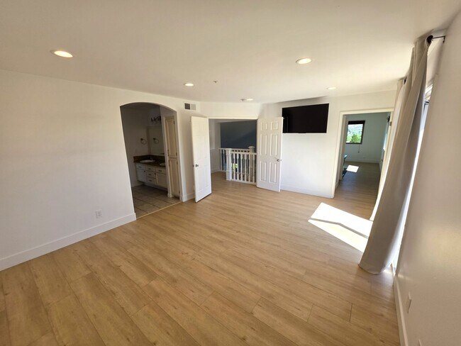 Building Photo - Gorgeous Santee Home, no expense spared!