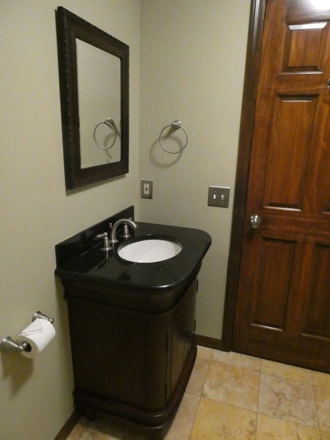 Building Photo - Beautiful home off Chapel Hill Rd