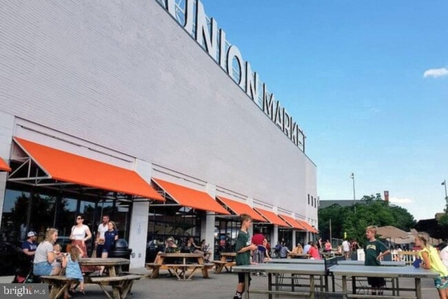 Building Photo - 1495 Gallaudet St NE