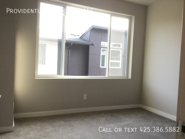 Building Photo - 1571 139th Ln NE