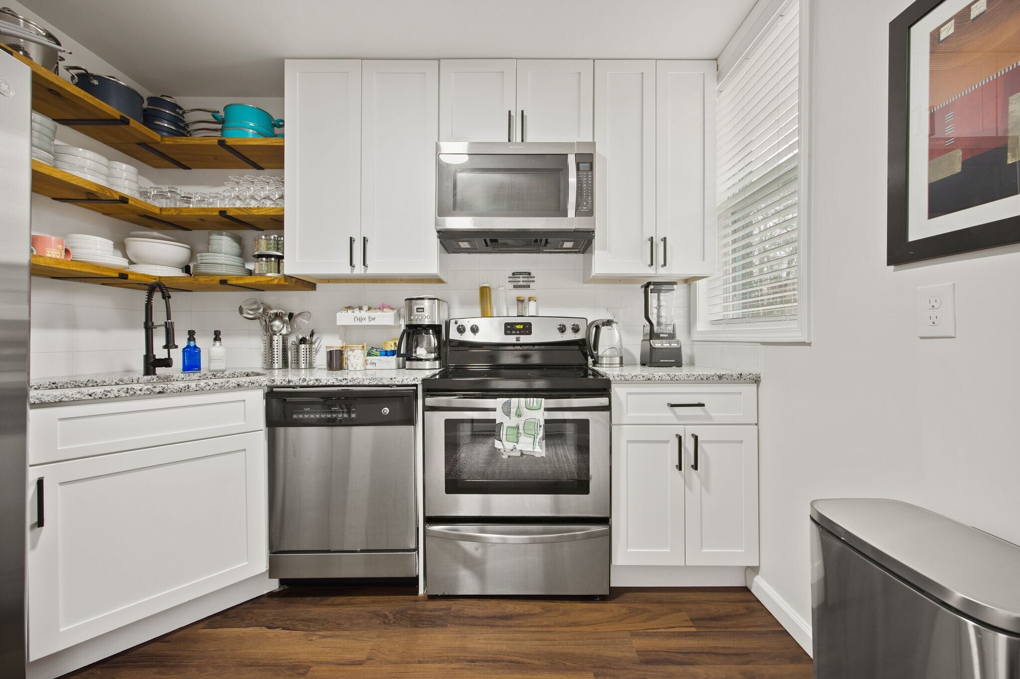 Building Photo - 3285 Marlanta Dr