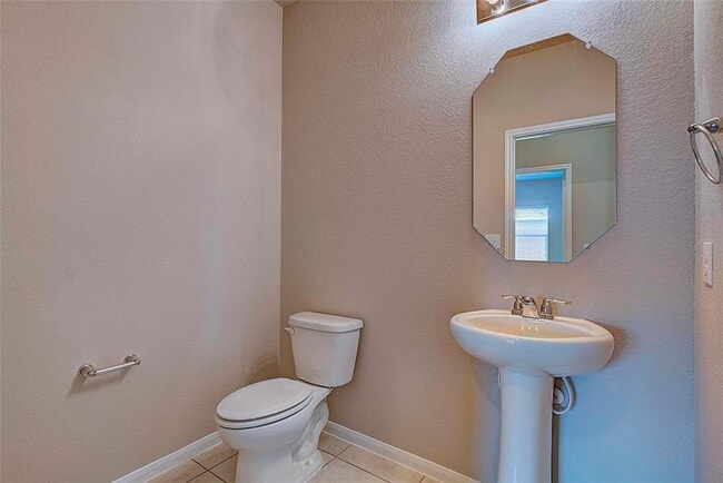 Building Photo - 10404 Hatton Ln