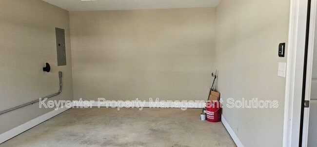 Building Photo - 42 Mcilwee Ln