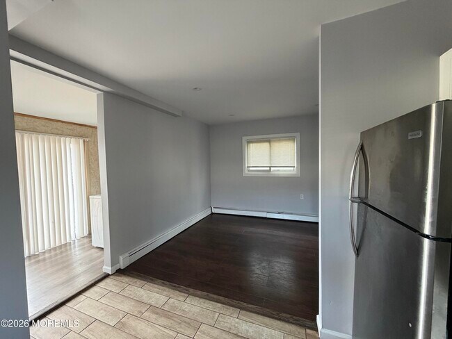 Building Photo - 78 Manning Pl