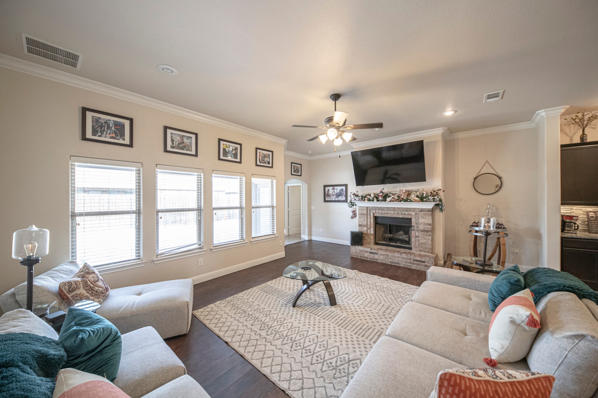 Building Photo - 6922 Ranch Hand Dr