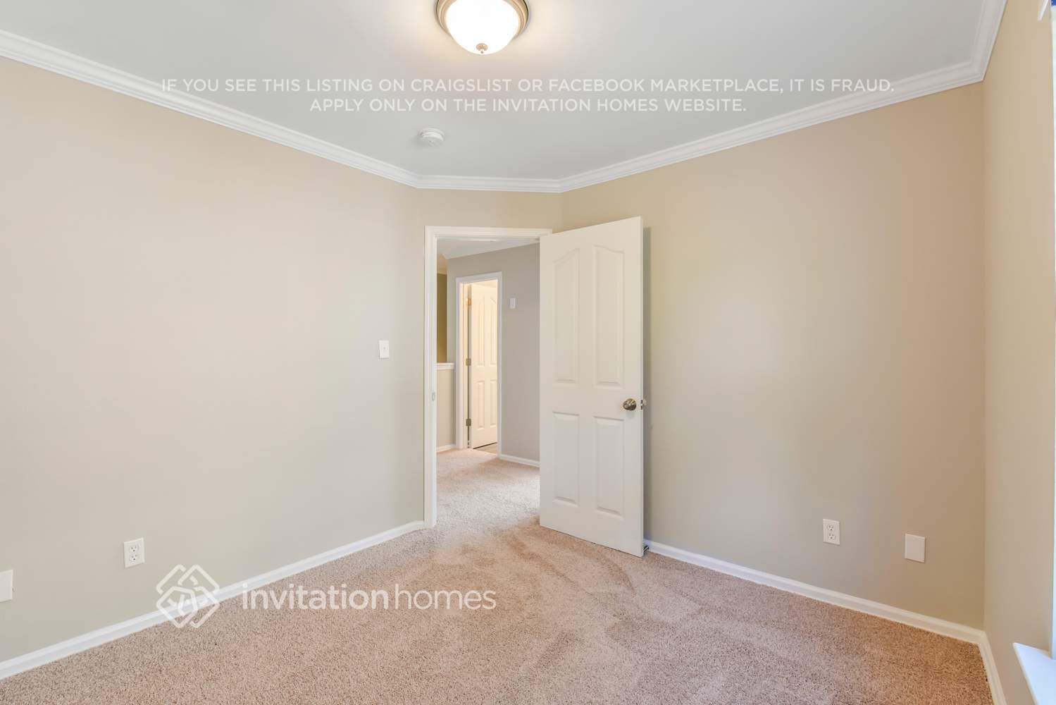 Building Photo - 9620 Forest Path Dr