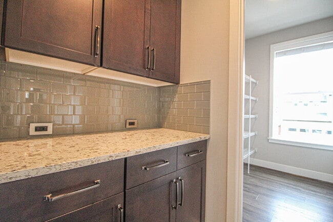 Building Photo - 1418 184th Pl SE