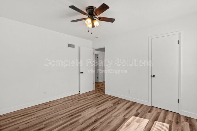 Building Photo - 5655 Potomac St