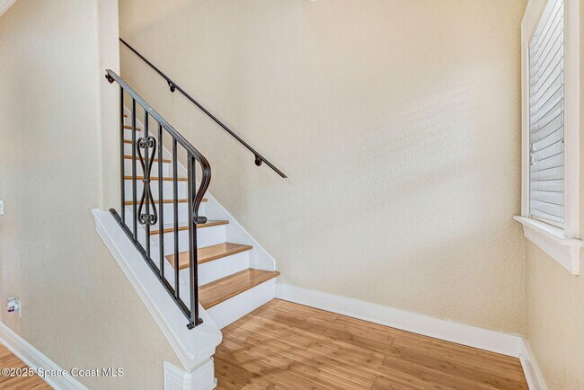 Building Photo - 1795 Noel Pl