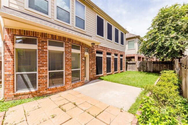 Building Photo - 3531 Urban Woods Trail
