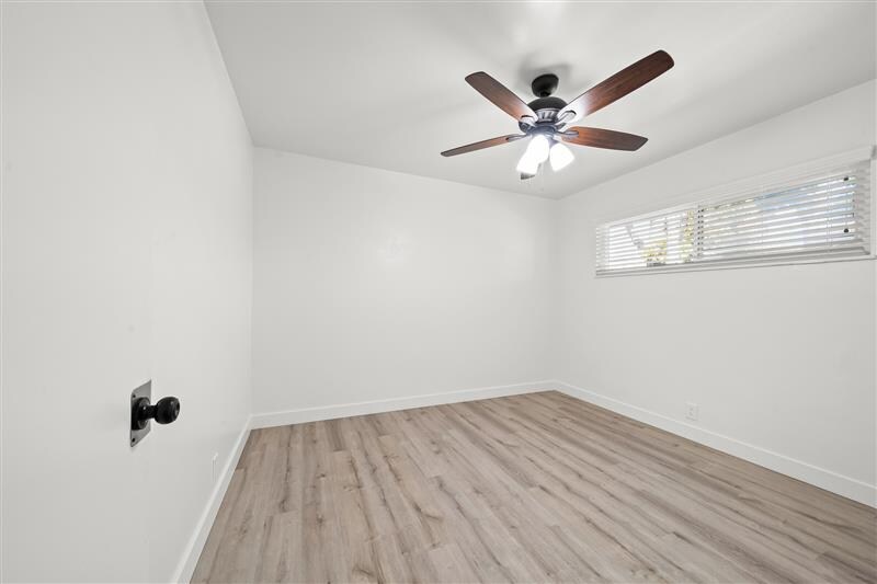 Building Photo - 870 S Philadelphia St