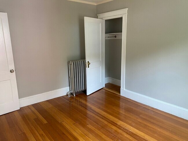 Building Photo - 70 Auburndale Ave