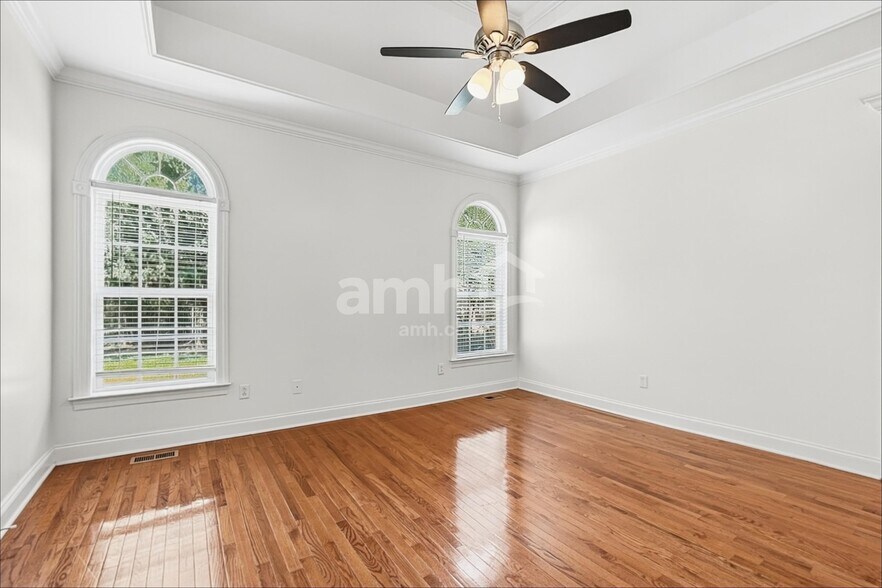 Building Photo - 3024 Silver Springs Ct