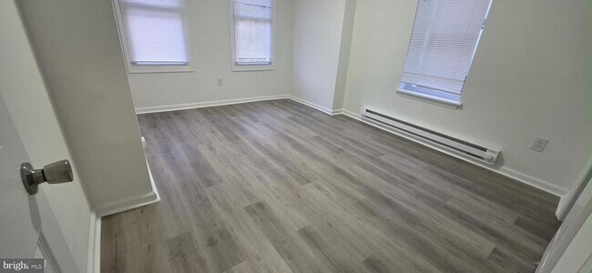 Building Photo - 5804 Haverford Ave