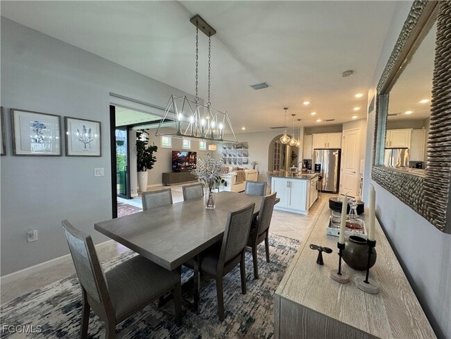 Building Photo - 3333 Hampton Blvd