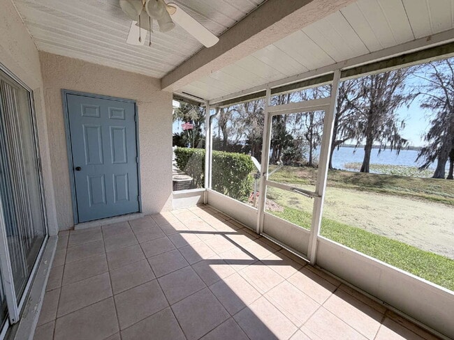 Building Photo - 2 Bedroom Lakeview Winter Haven Home Now Available for Rent!