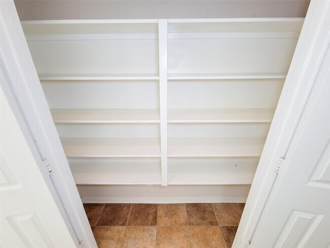 Building Photo - 25219 Piney Heights Ln