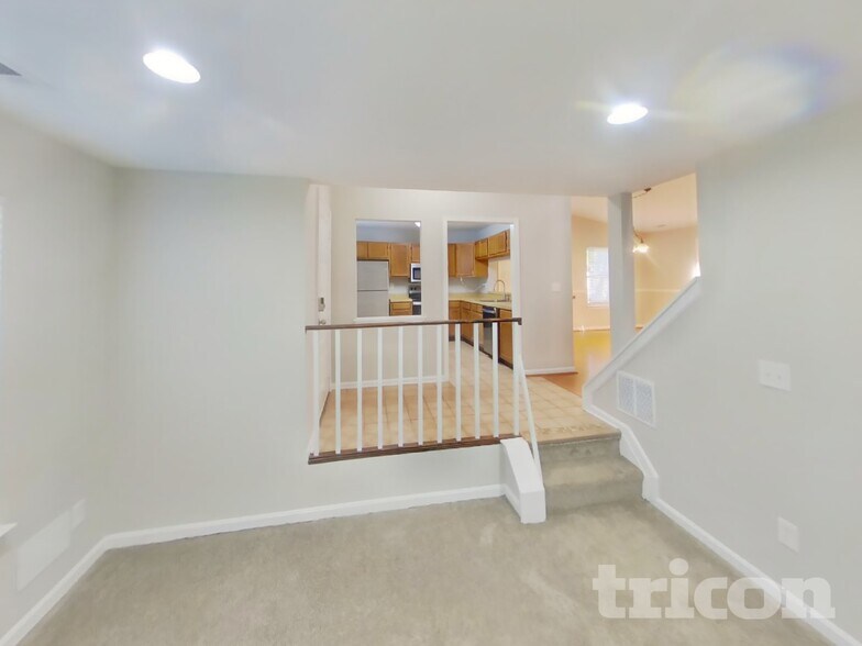 Building Photo - 1277 Collier Ln