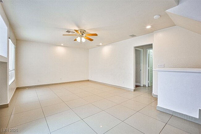 Building Photo - 5871 Salmon Falls St