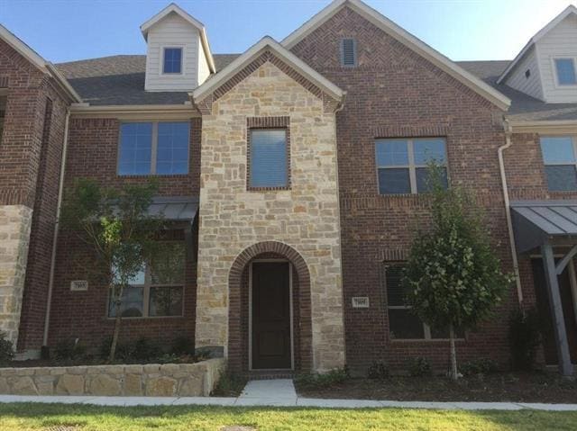 Primary Photo - 7109 Huckleberry Dr