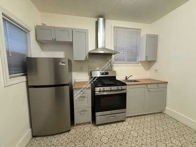 Building Photo - 1808 Filbert St