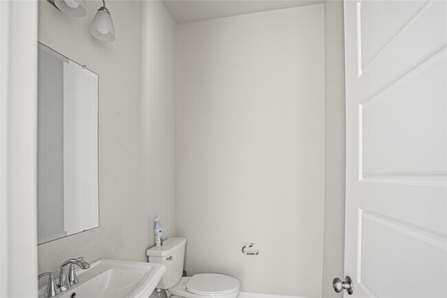 Building Photo - 1621 Rose Willow Wy