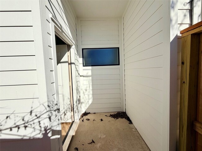 Building Photo - 4214 Clover St