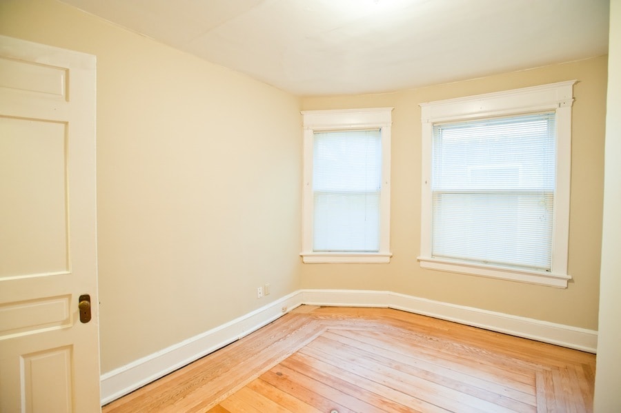 Building Photo - 2216 E Ivanhoe Pl