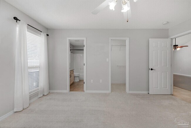 Building Photo - 6545 Fern St