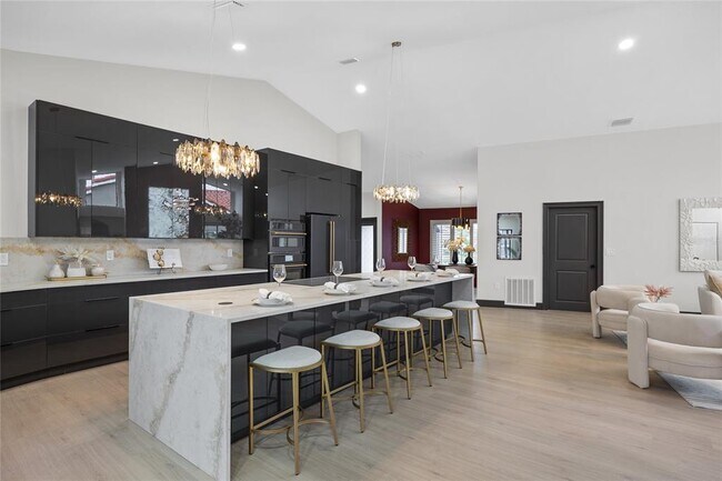Building Photo - 5809 Cruiser Way