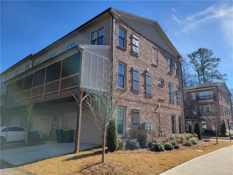 Building Photo - 222 Napa