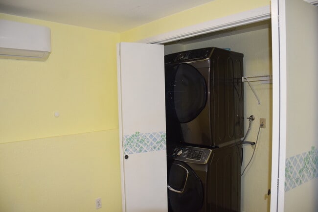 Building Photo - 3311 123rd St SE