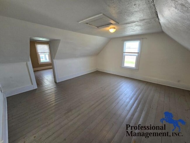 Building Photo - 3 bedroom in Billings MT 59105