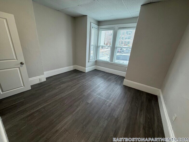 Building Photo - 133 Eutaw St