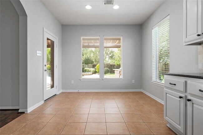 Building Photo - 25303 Hall Meadow Ln