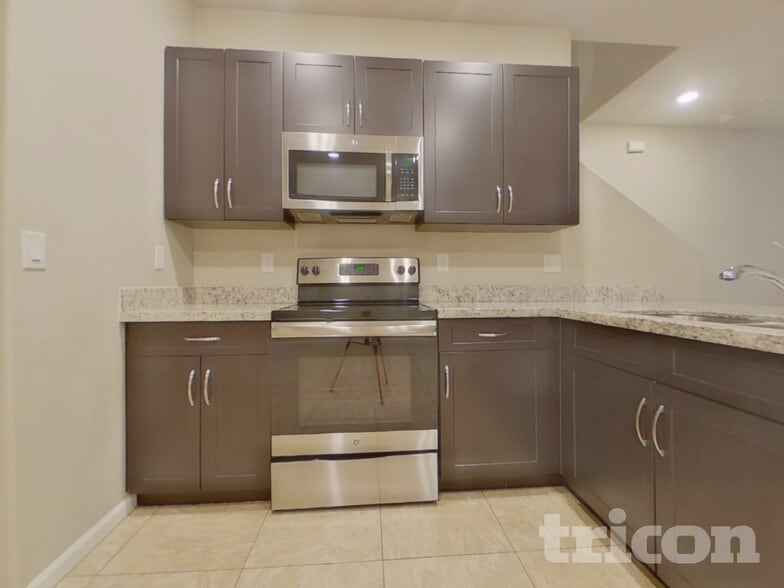 Building Photo - 12578 W Steed Ridge