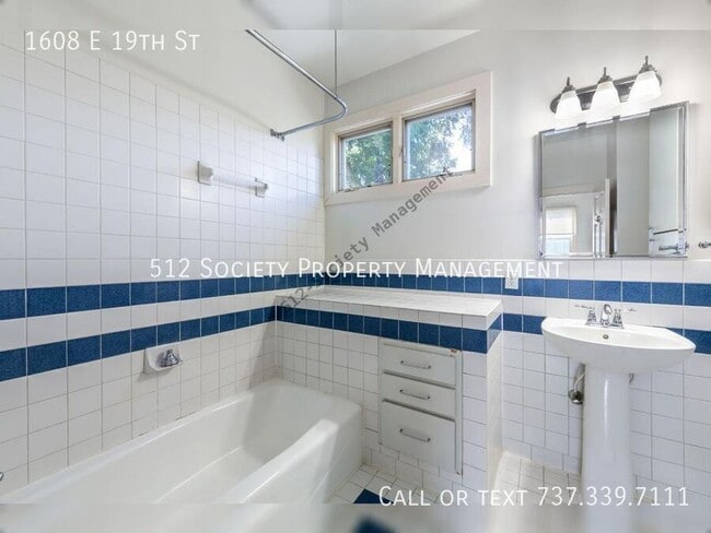 Building Photo - 1608 E 19th St