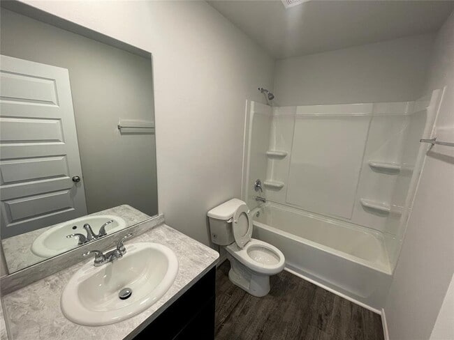 Building Photo - 1414 Lexi Dr