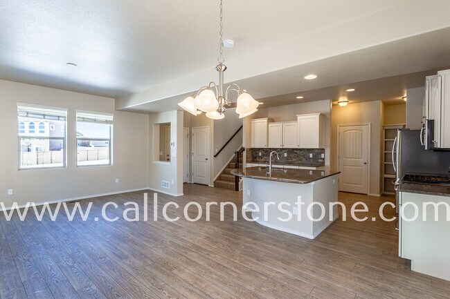 Building Photo - 6698 Lucky Star Ln