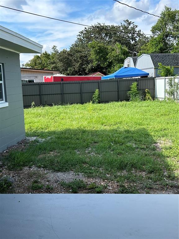 Building Photo - 6603 Cocos Dr