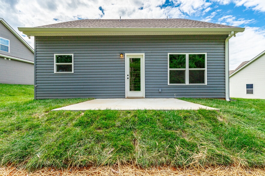 Building Photo - 4654 Heiskell Dr