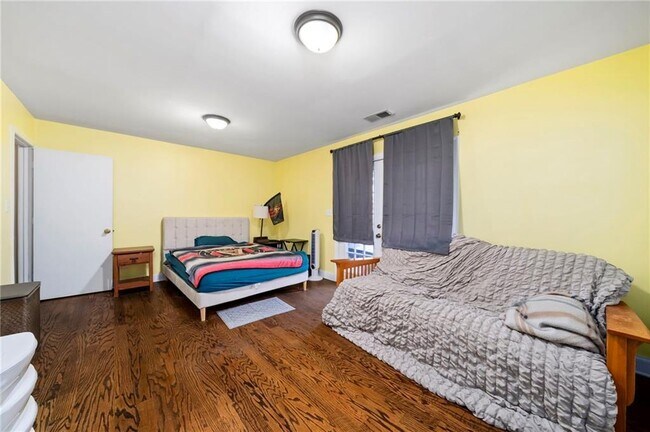 Building Photo - 79 Ivy Trail NE