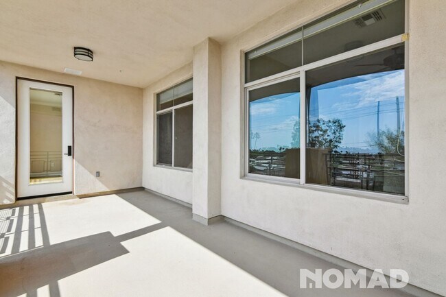 Building Photo - Charming 3BR Townhome in Scottsdale