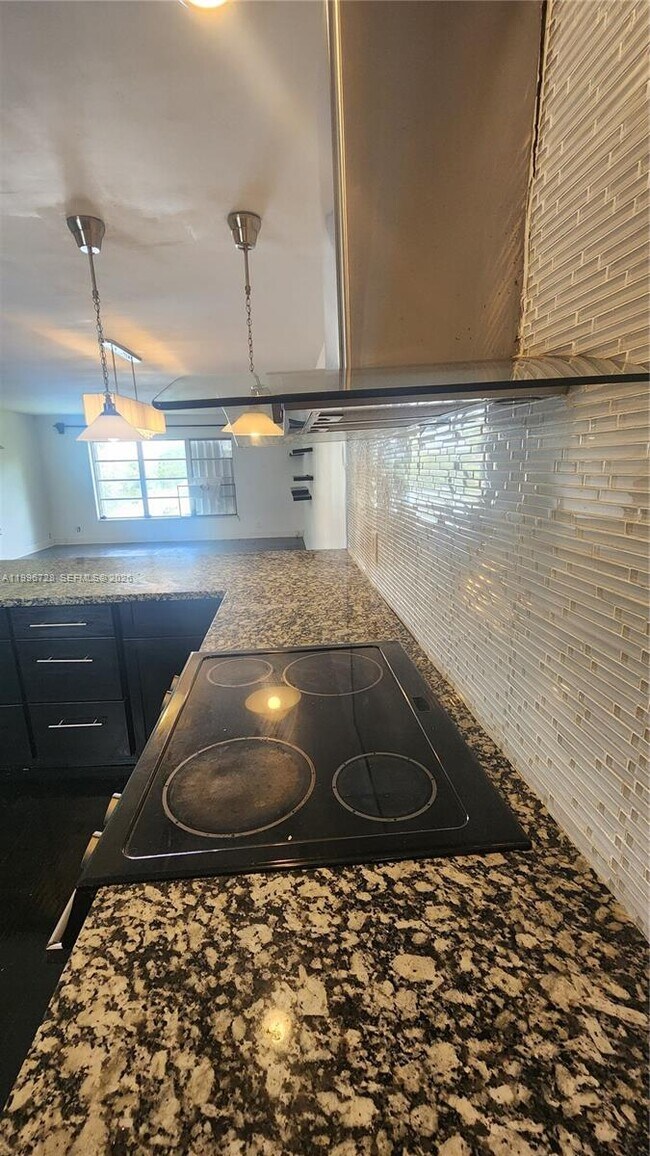 Building Photo - 3811 NW 84th Ave