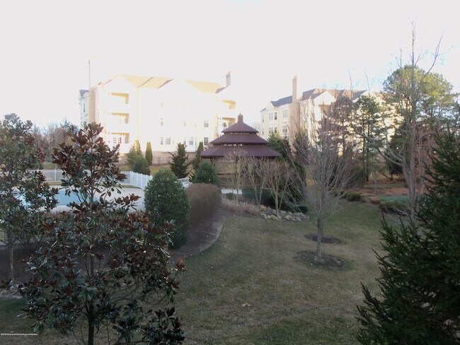 Building Photo - 1031 Oval Rd