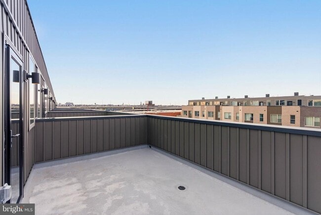 Building Photo - 3000 Schirra Ln