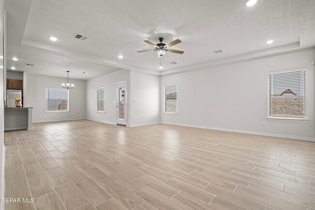 Building Photo - 5004 Alyssa Jade St