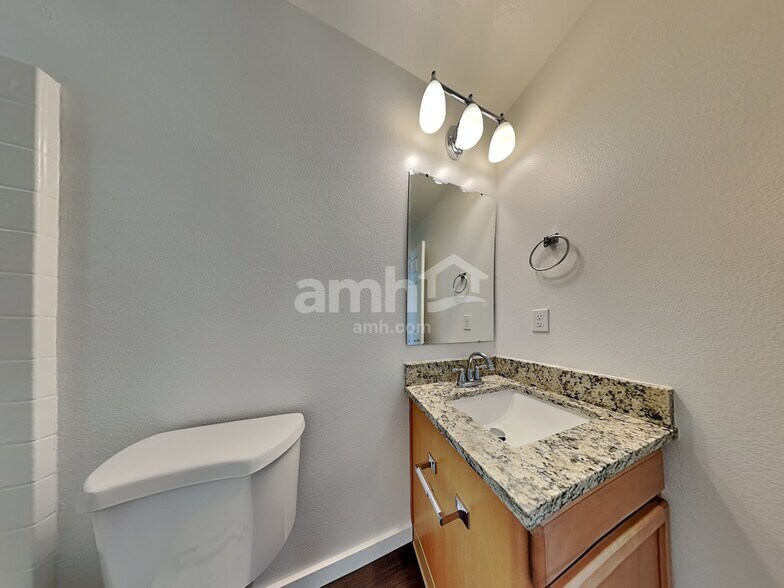 Building Photo - 4977 S Mosser Way