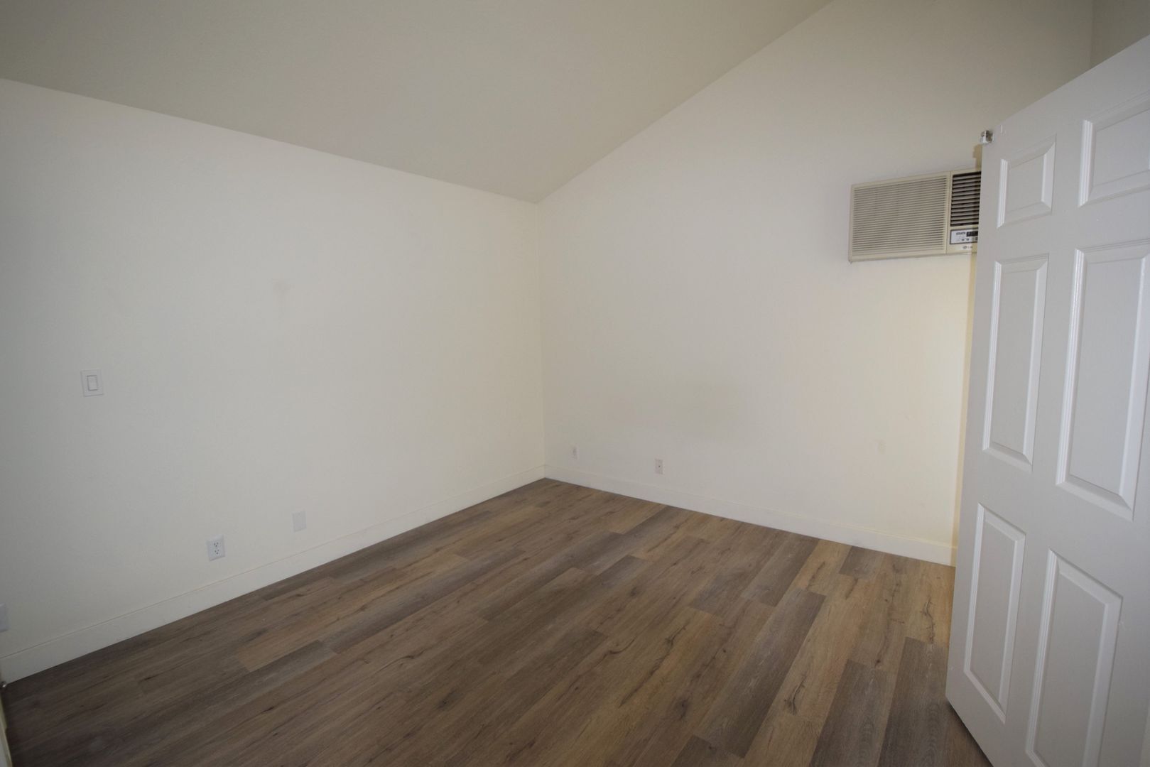 Building Photo - 5754 Colfax Ave