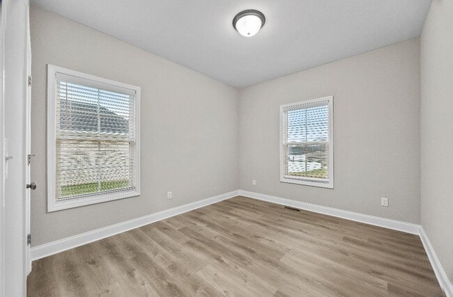 Building Photo - 1112 Andover Dr